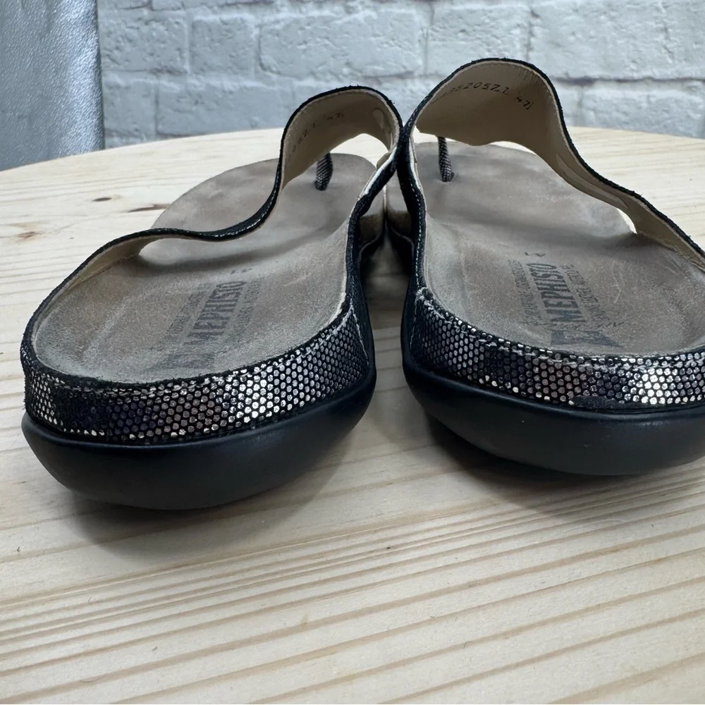Mephisto Agacia T-Strap Flip-Flop Sandal Pewter Silver Metallic Leather EU 41